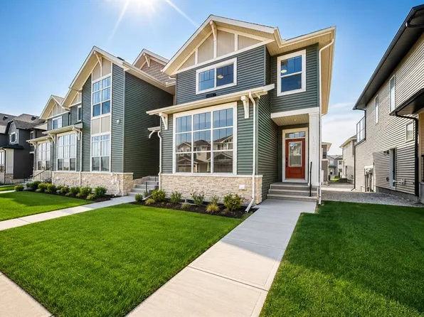 1075 N Bayview Cres SW, Airdrie, AB T4B 5N6