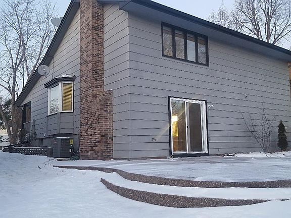 2nd image of 10447 Grant Dr