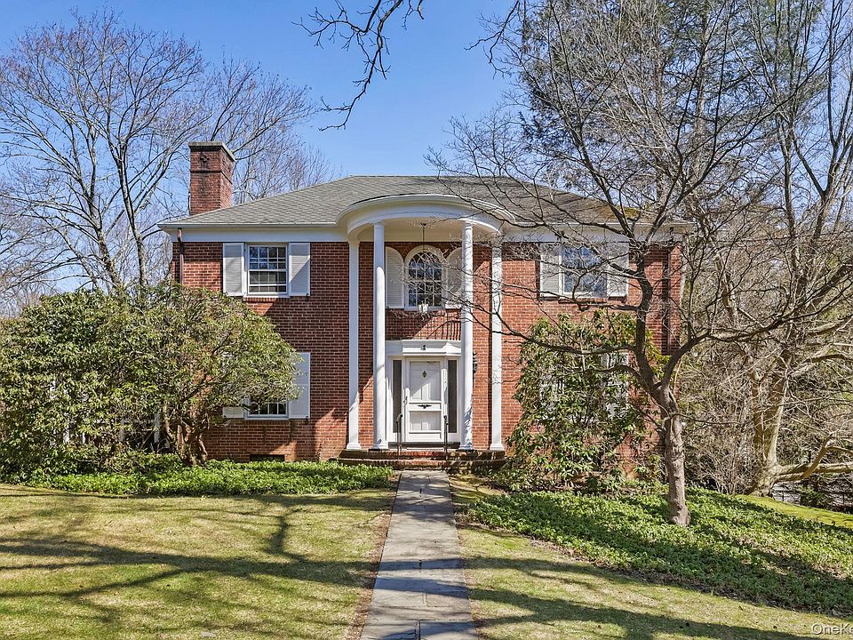 1st image of 4 Tompkins Road