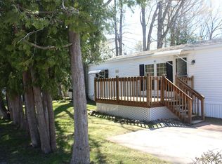 616 Driftwood St, Elk Rapids, MI 49629