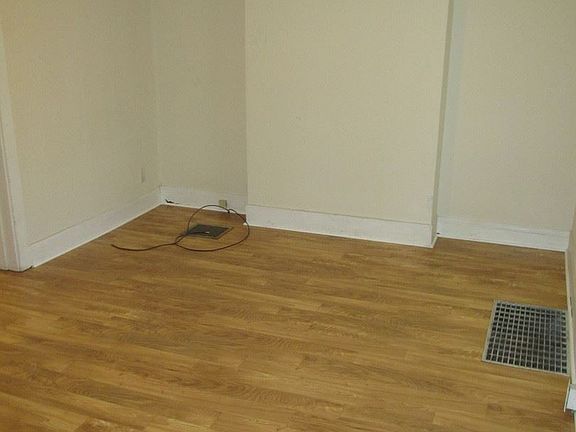 5th image of 356 E 18th Ave #2864376