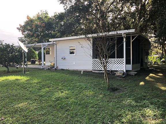 3rd image of 35235 Watersedge Dr