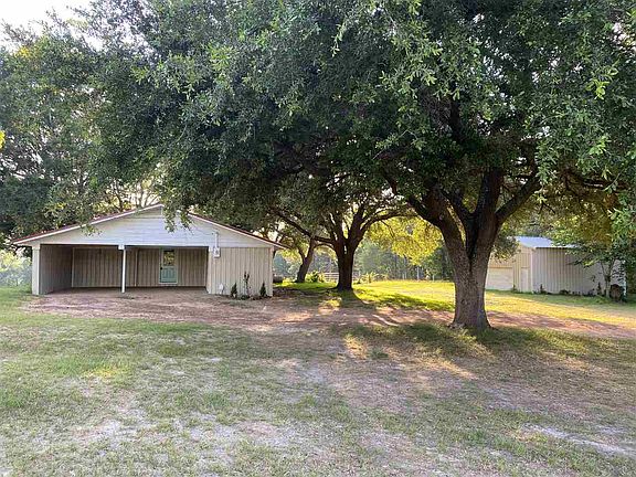 4th image of 2411 County Road 4156 N