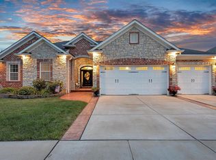 110 Harbor Ct, Fenton, MO 63026
