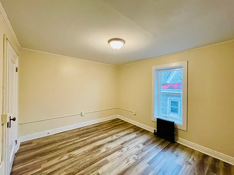 33 Follett St #B — Photo 35
