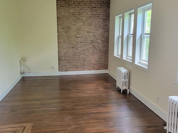 2nd image of 88 Montgomery Ave Floor 3