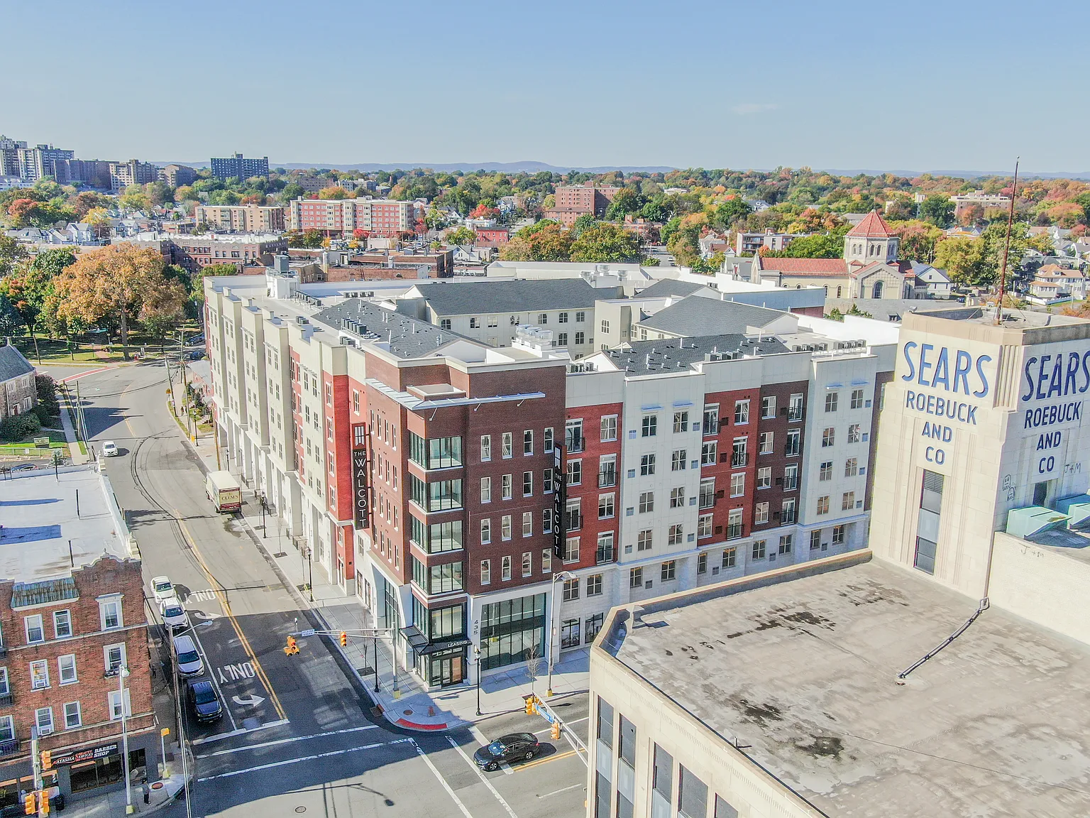 1 bed, 730 sqft, $2,463 — Photo 4