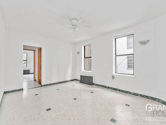 4th image of 224 E 48th St APT 5D