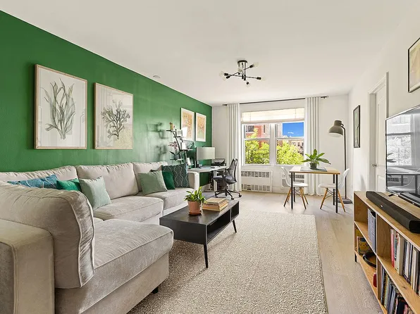 131 74th St APT 4E, Brooklyn, NY 11209