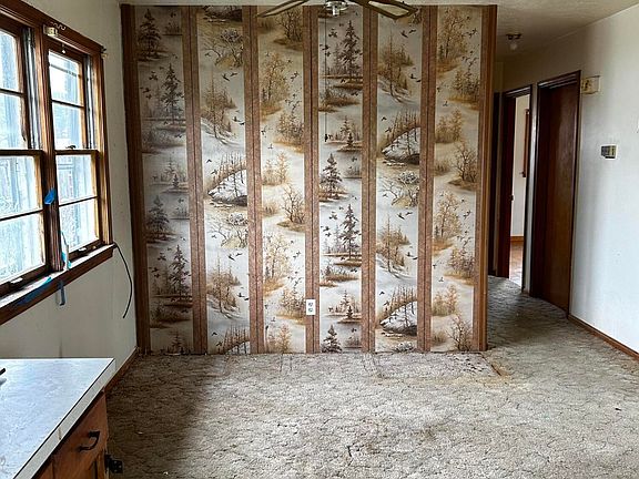 3rd image of 8704 Hagner Dr