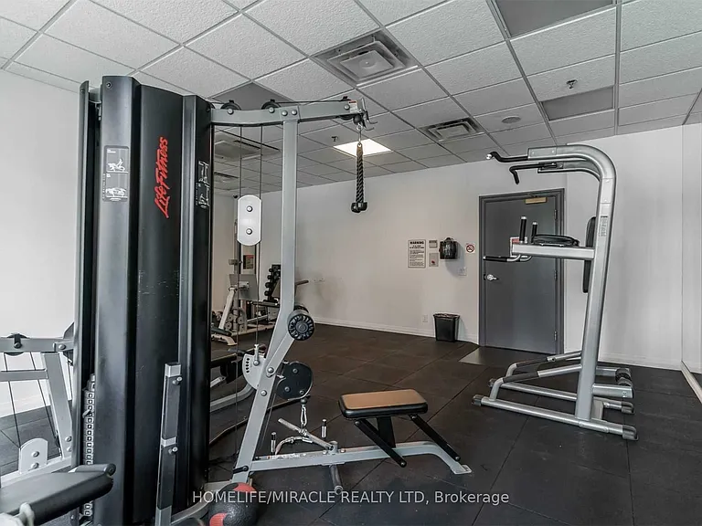 30 Grand Trunk Cres #1509 — Photo 26