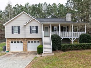 86 Burnt Hickory Pointe Dr, Dallas, GA 30132