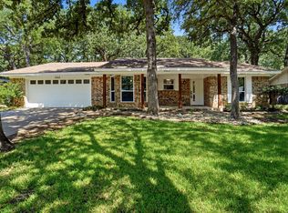 2958 Columbine Dr, Grapevine, TX 76051