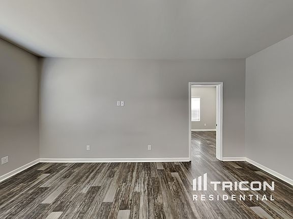 5th image of 841 Georgia Oak Ln
