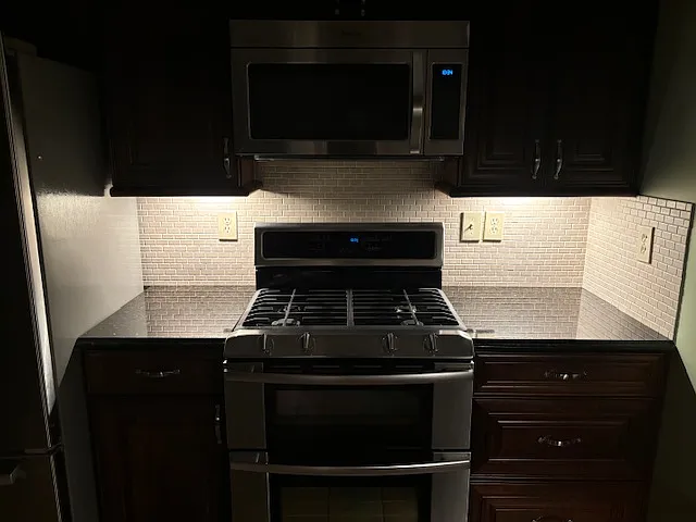 11920 Gardenia Dr — Photo 18