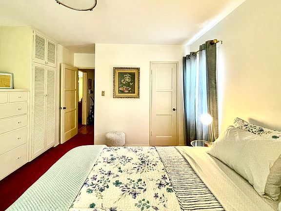 King size, Primary bedroom with 3 closets and original built-ins