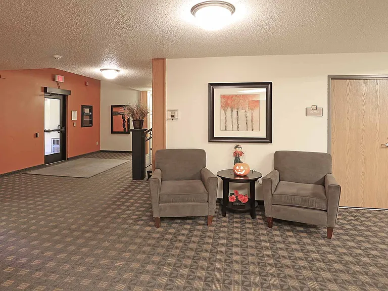 Dove Tree Apartments — Photo 35