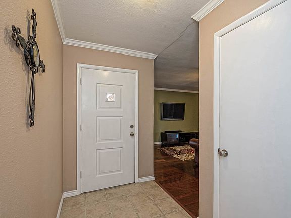 3rd image of 5600 Roberts Dr