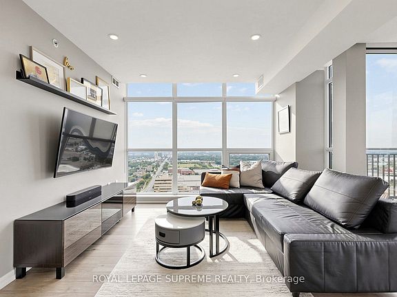 4th image of 830 Lawrence Ave W #2702