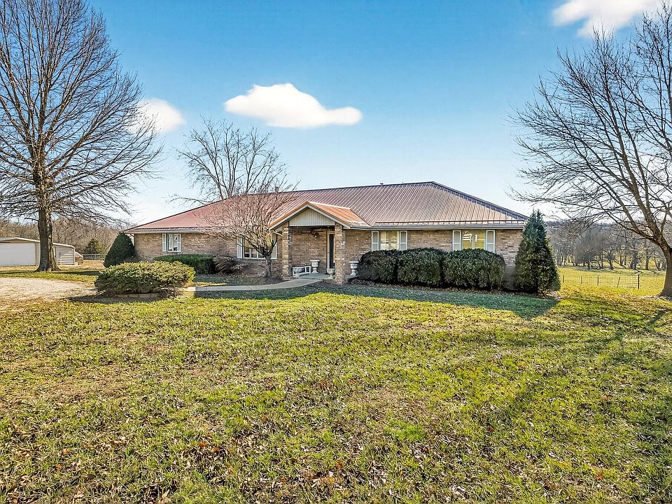 1st image of 1756 Henderson Road