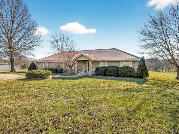 1756 Henderson Road, Rogersville, MO 65742