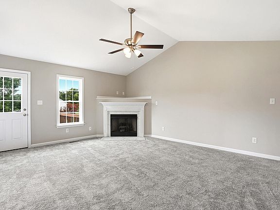 5th image of 19 Via Capri Way