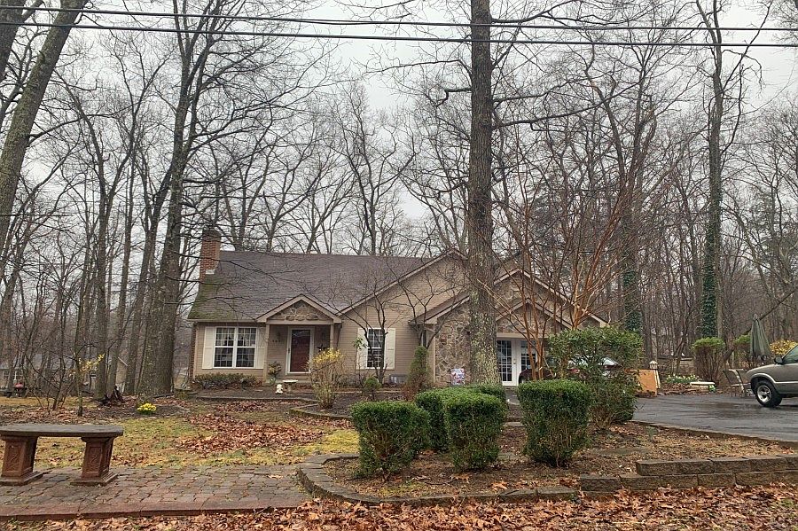 1st image of 507 Dogwood Dr