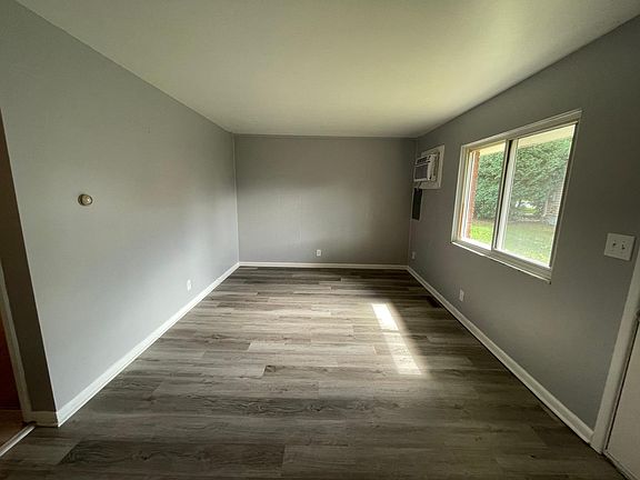 5th image of 3308 Hudson Dr