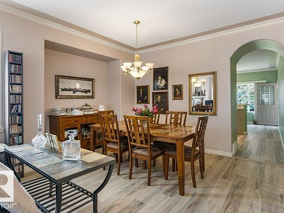 3rd image of 170 Kingswood Blvd #27