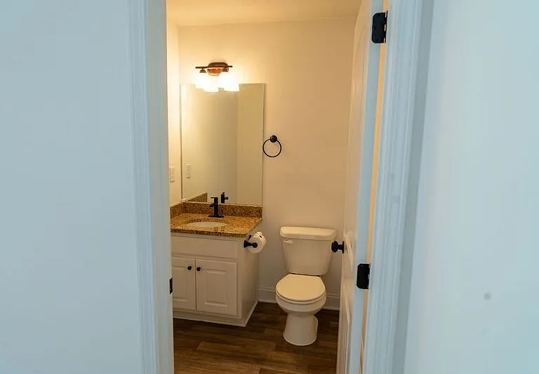 1394 Hardigree Rd — Photo 5