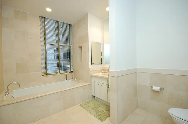 Rented by Jade Stone Real Estate Consulting | media 31