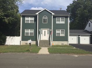 290 Roosevelt Ave, Stratford, CT 06615