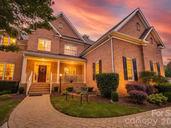 16506 Doves Canyon Ln, Charlotte, NC 28278