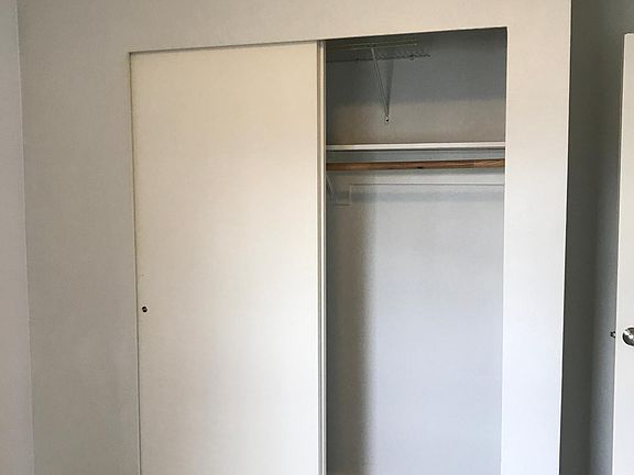 4th image of 1710 E Columbia St #2
