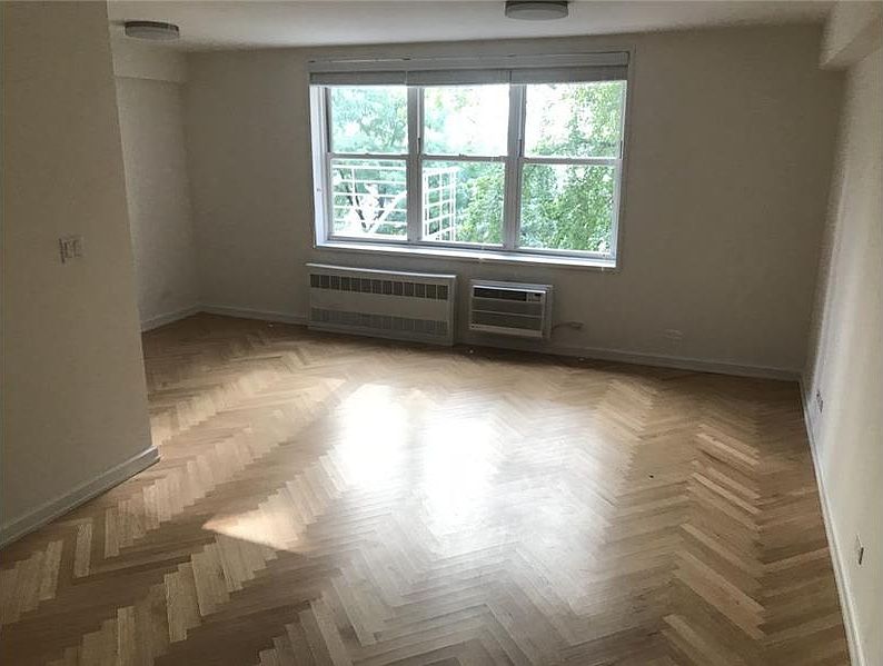 1st image of 316 E 55th St APT 5E