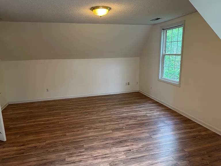 6610 Greenville Loop Rd — Photo 6