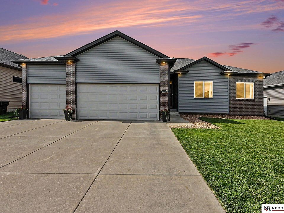 1st image of 7331 Lilee Ln