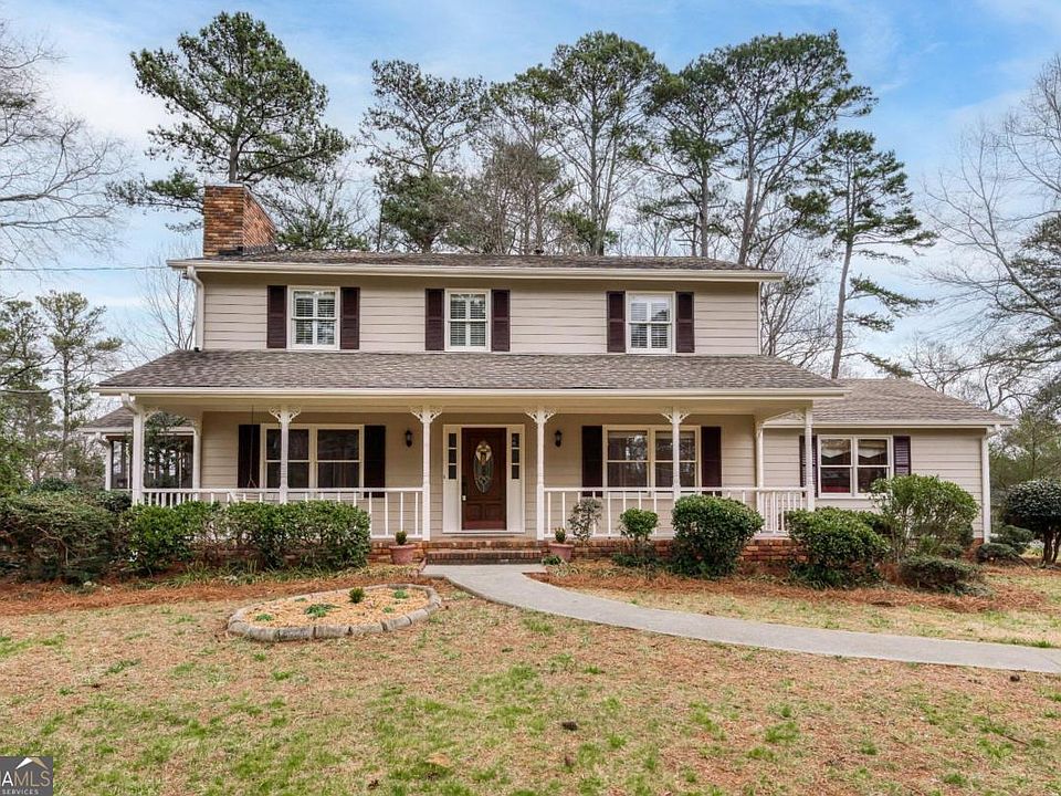 1st image of 562 Cricket Hill Trl