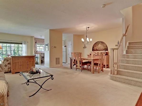 12 Caroline Foster Ct #4706, Morristown, NJ 07960
