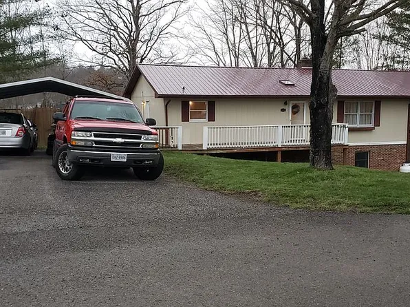 342 Gary Dr, Richlands, VA 24641