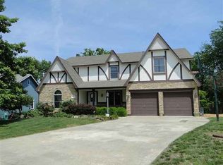 4448 Roundabout Cir, Lawrence, KS 66049