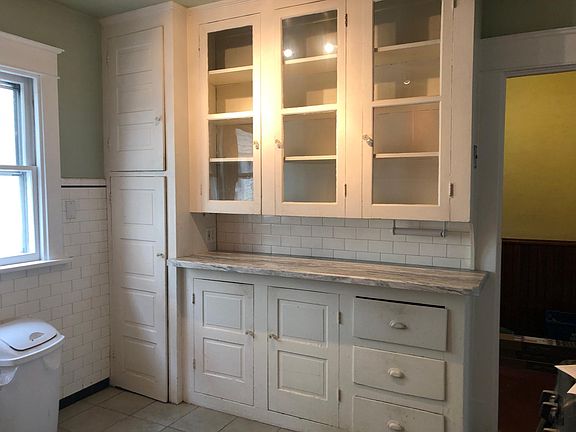 2nd image of 59 Crestwood Ave #1