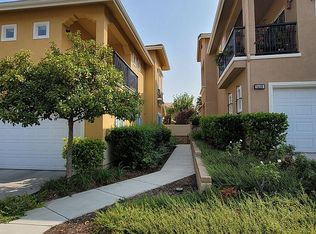 24156 Fushia Ct, Valencia, CA 91354