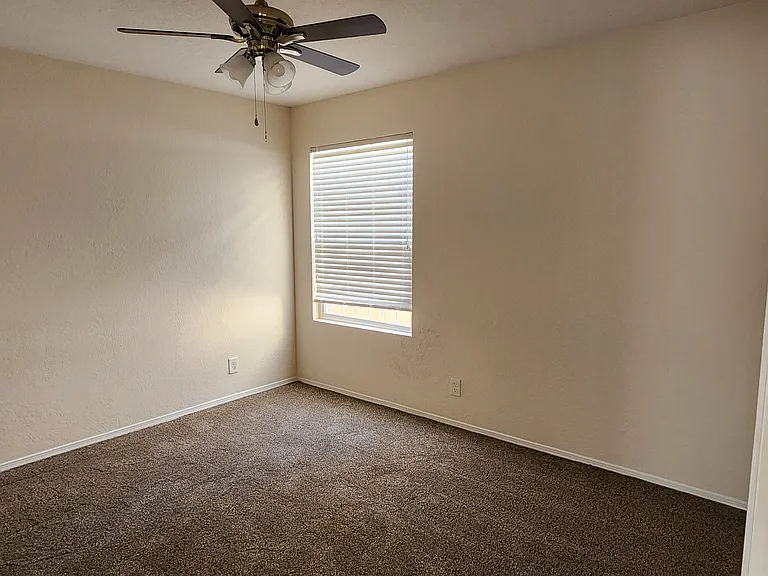 11200 Wales Ave NE — Photo 19