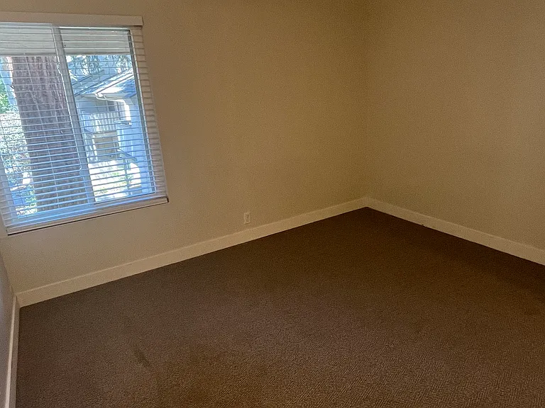 2724 Oak Rd #119 — Photo 45