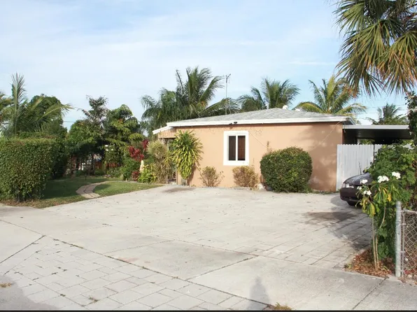 1402 S C Street, Lake Worth Beach, FL 33460