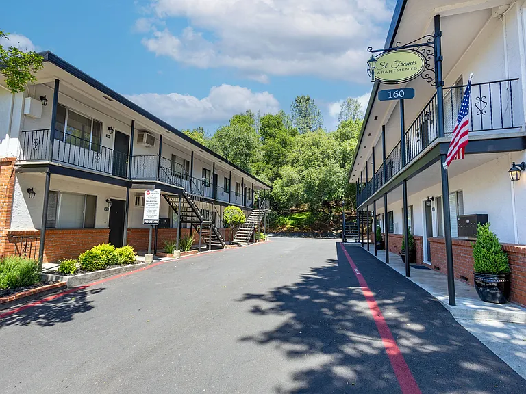 St. Francis Apartments — Photo 9