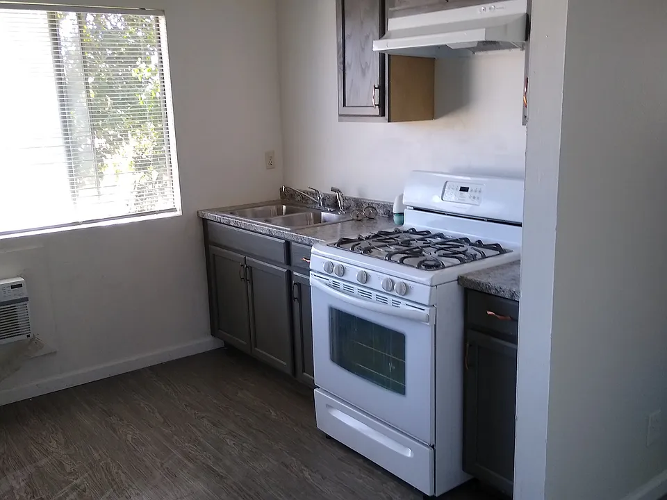 2677 S Rosedale Ave #2665