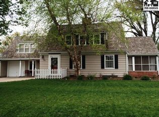 308 W 20th Ave, Hutchinson, KS 67502