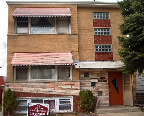1st image of 3316 W 61st Pl